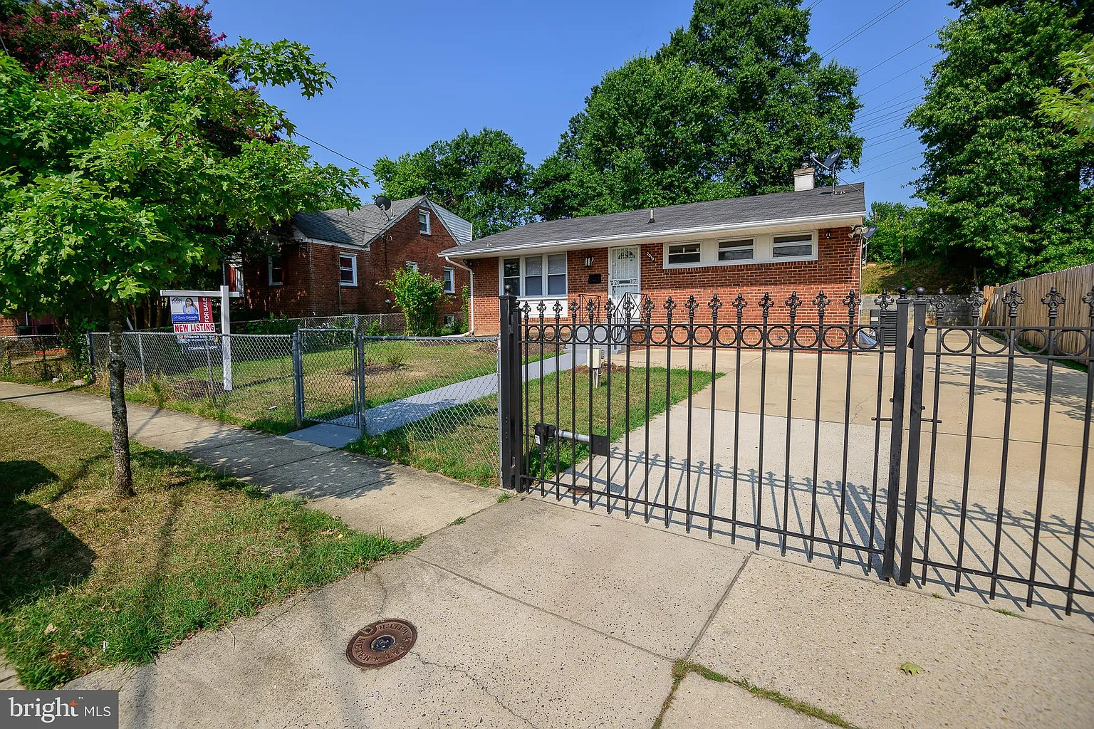 2010 Lewisdale Dr photo 1