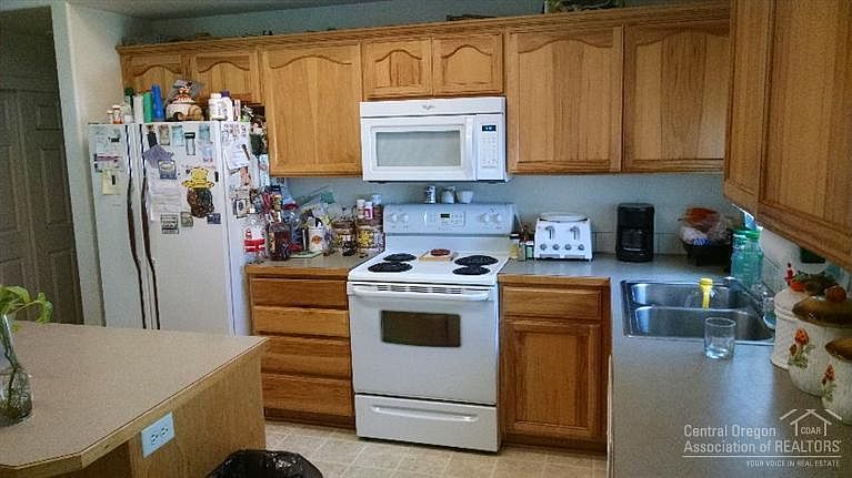 2nd image of 16688 Wyatt Dr