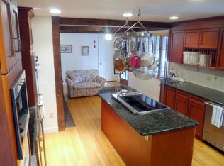 173 Mill Ln, Amherst, MA 01002