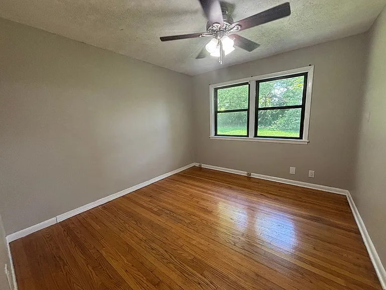 4024 Reily Ln — Photo 10