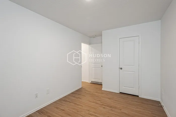 937 Gentle Moss Dr — Photo 13