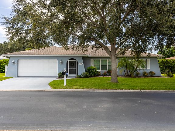 2nd image of 1036 N Cypress Point Dr