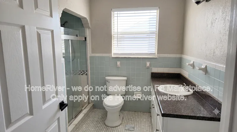 2 bed, 1.0 bath, 1196 sqft, $1,650 — Photo 3