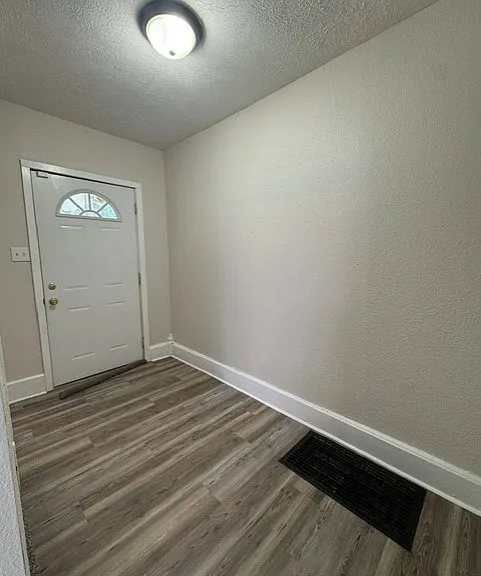 1531 S 8th St — Photo 3