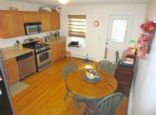 86 Beacon St, Chelsea, MA 02150