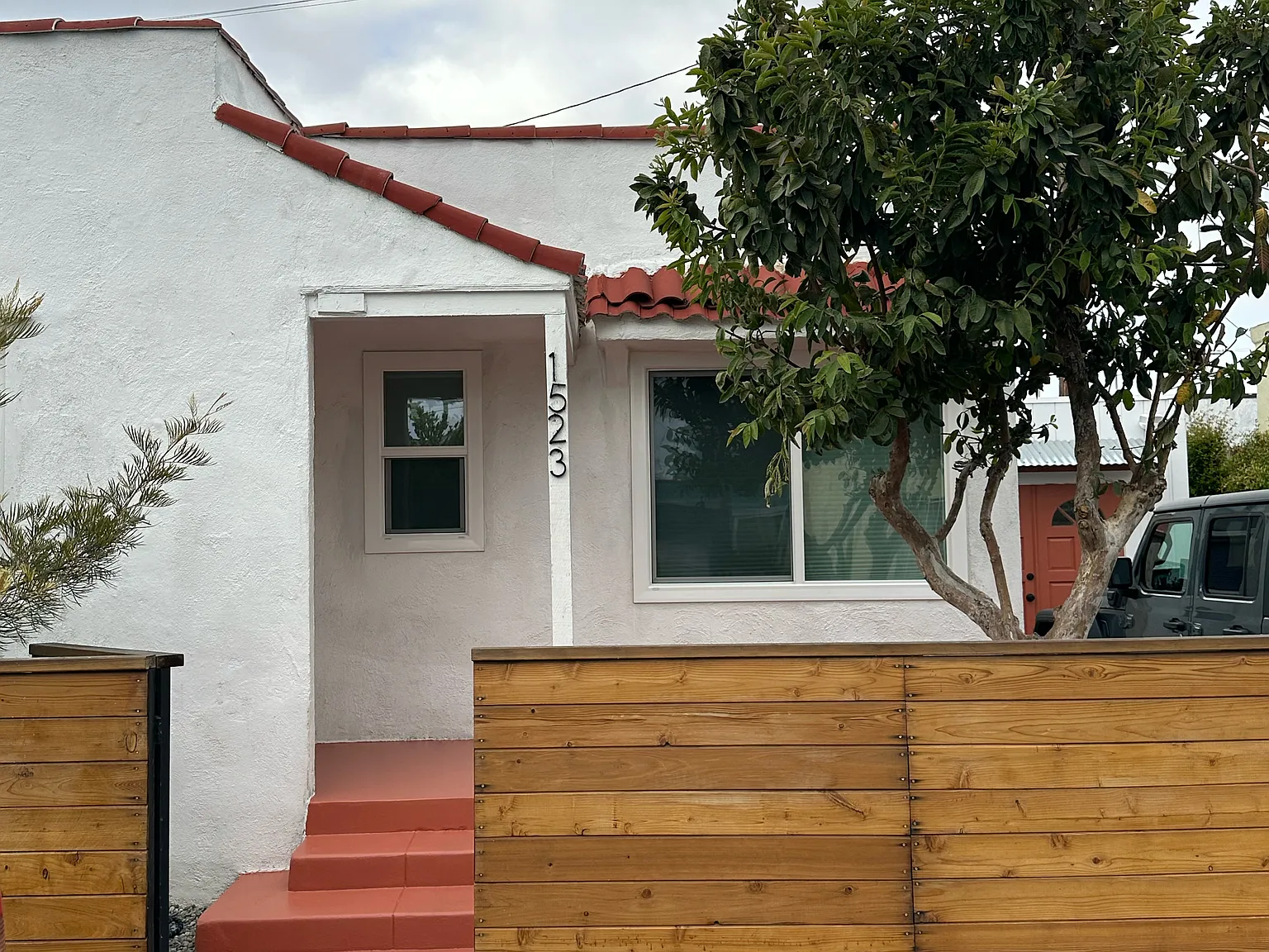 1 bed, 582 sqft, $2,950 — Photo 2