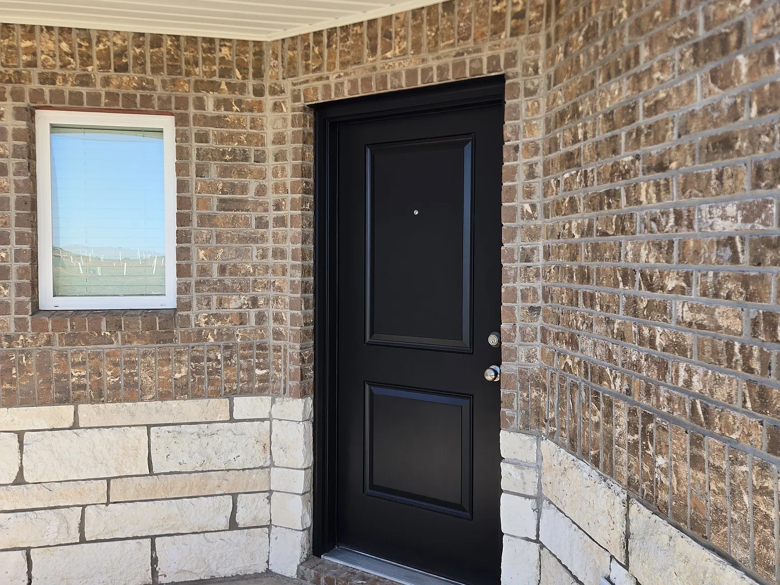 4 bed, 1460 sqft, $1,725 — Photo 4