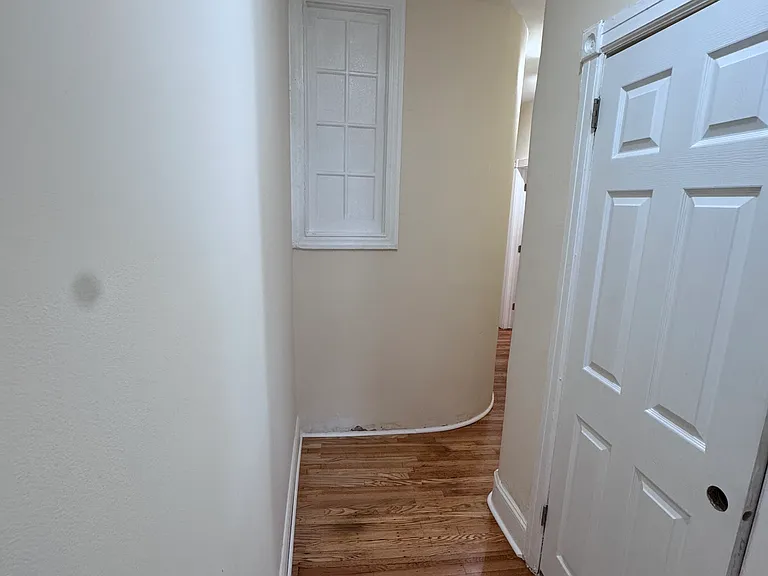 225 S 44th St #3 — Photo 6