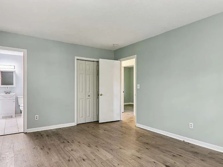 325 Comet Dr — Photo 17