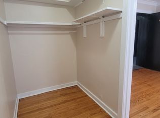 1717 W North Shore Ave APT 2E, Chicago, IL 60626
