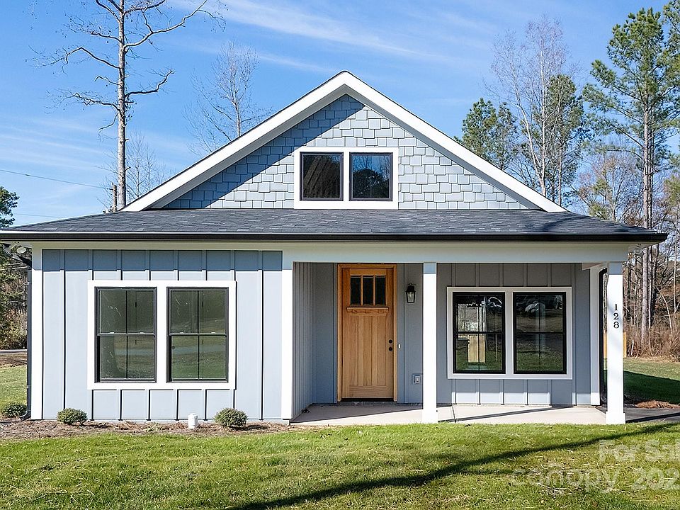 1st image of 128 Loblolly Dr