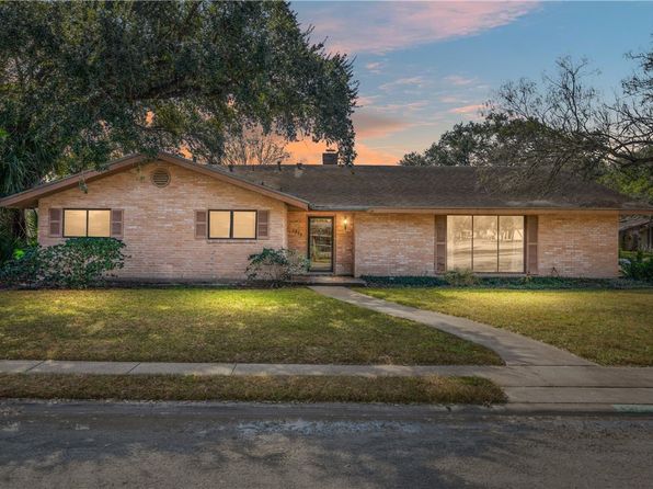 1229 W Henrietta Ave, Kingsville, TX 78363