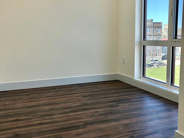 4904 Spruce St #222 — Photo 5