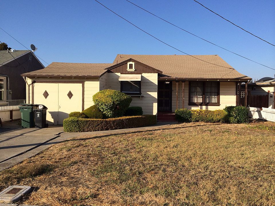 2nd image of 36766 Olive St