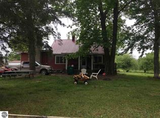 5096 E State Rd, Hale, MI 48739