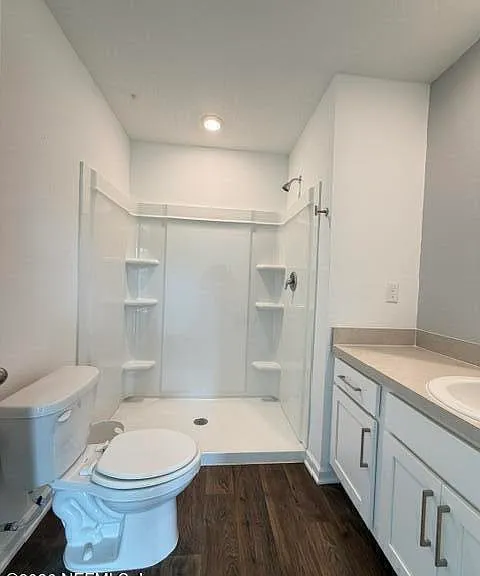 57 Elmhurst Ln — Photo 5