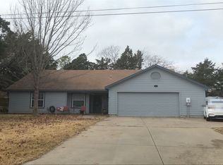 1213 Killarney St, Grapevine, TX 76051