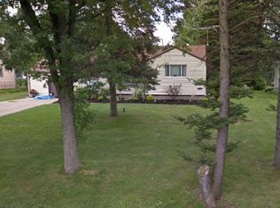 4255 Cameron Dr, Williamsville, NY 14221