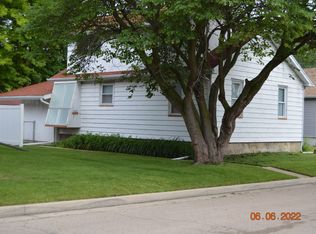 1027 Catherine St, Ottawa, IL 61350