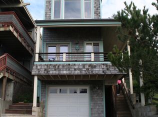 2650 Marlborough Ln, Cambria, CA 93428