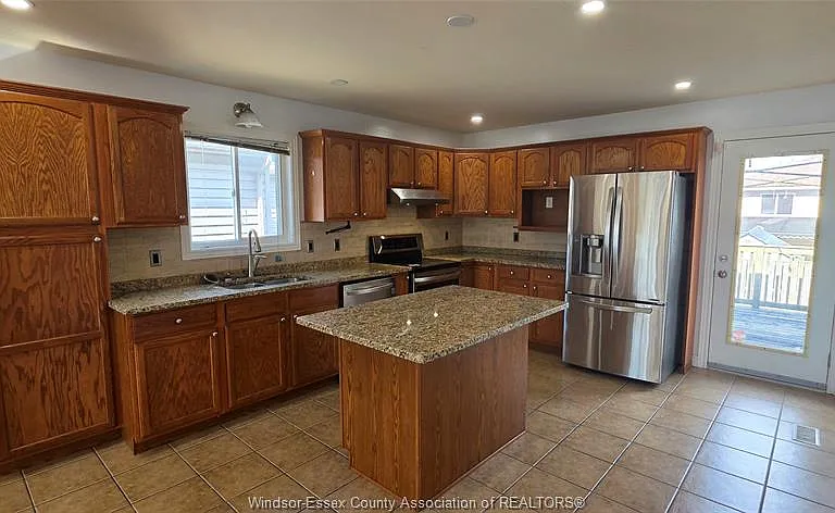 4628 Fontana Ave — Photo 4