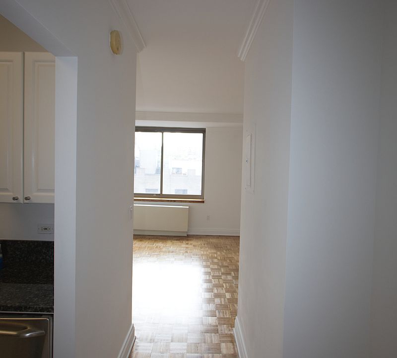 1st image of 400 E 90th St APT 6C