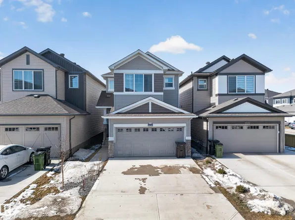 1684 12th St NW, Edmonton, AB T6T 2N4