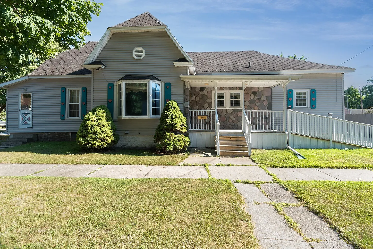 407 Aplin St photo 1