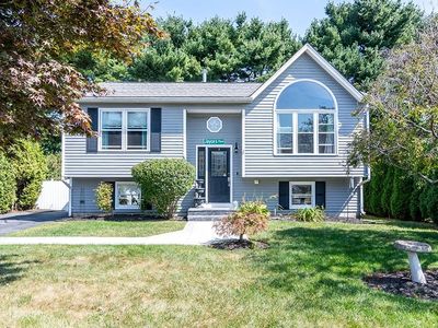 51 Mallory Ct, Cranston, RI, 02910