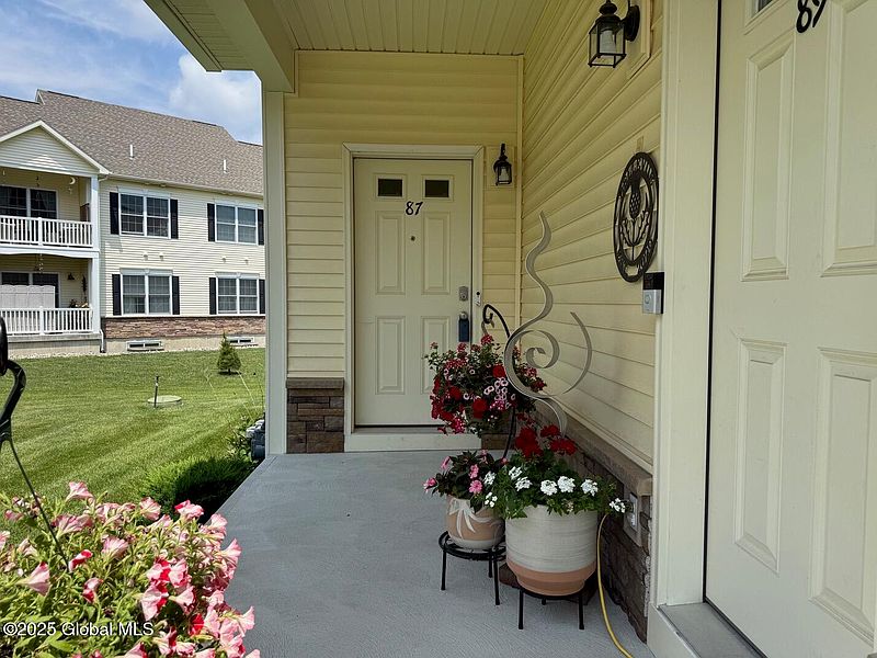 2nd image of 87 Cornerstone Drive
