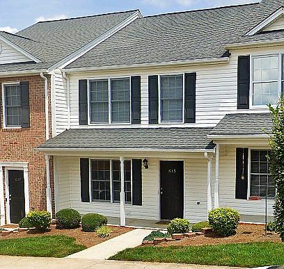 1st image of 635 Wyndhurst Dr #1