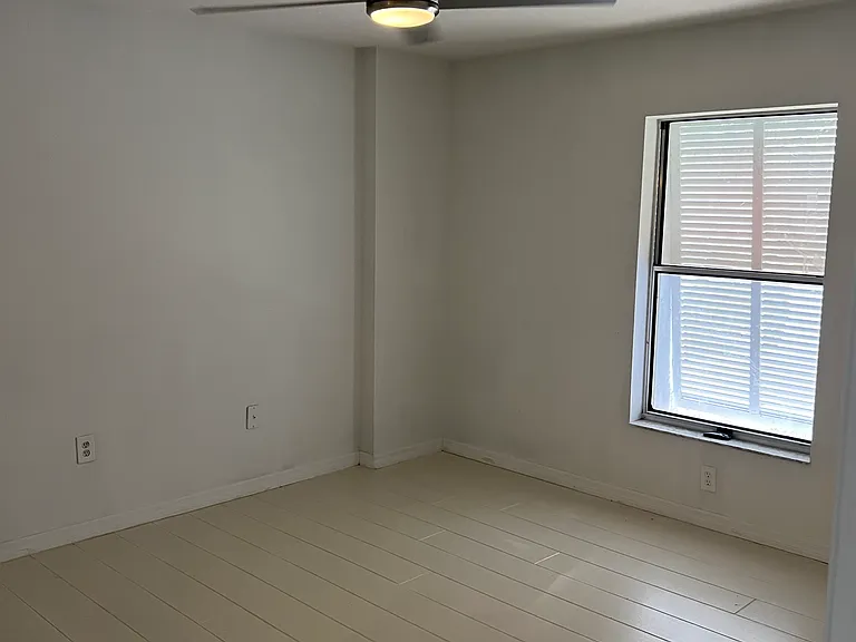 7184 Holsum St — Photo 13