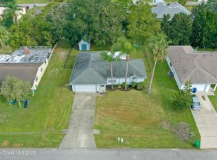 668 Forster Ave, Sebastian, FL 32958