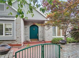 2817 NW Fairfax Ter, Portland, OR 97210