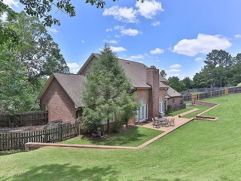 7 Bridgecreek Ct — Photo 6