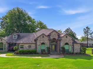 102 Cambridge, Fort Gibson, OK 74434