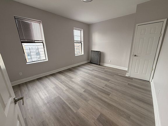 4th image of 5301 Palisade Ave #52E