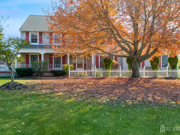 5 Interlaken Rd S, Monmouth Junction, NJ 08852