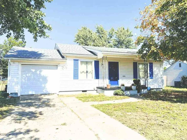 822 Birch Ave, Blackwell, OK 74631