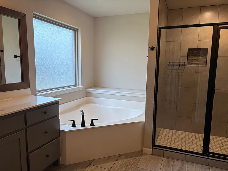 211 E 128th Pl S — Photo 11