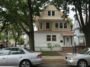 9454 118th St, South Richmond Hill, NY 11419