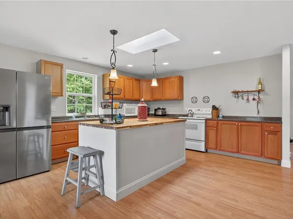 803 Gallbush Rd, Chesapeake, VA 23322