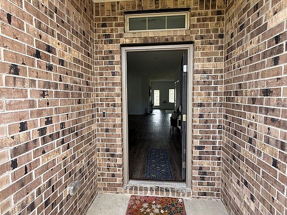 4th image of 2830 Paradise Ridge Way