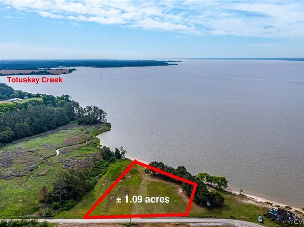 500 Accakeek Rd, Warsaw, VA 22572