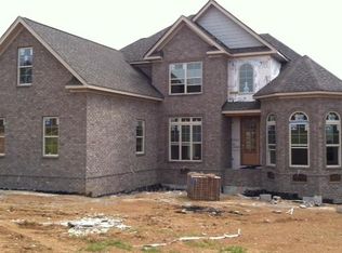 8003 Fenwick Ln, Spring Hill, TN 37174