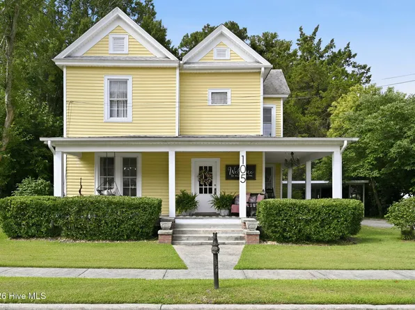 105 E Hargett Street, Richlands, NC 28574