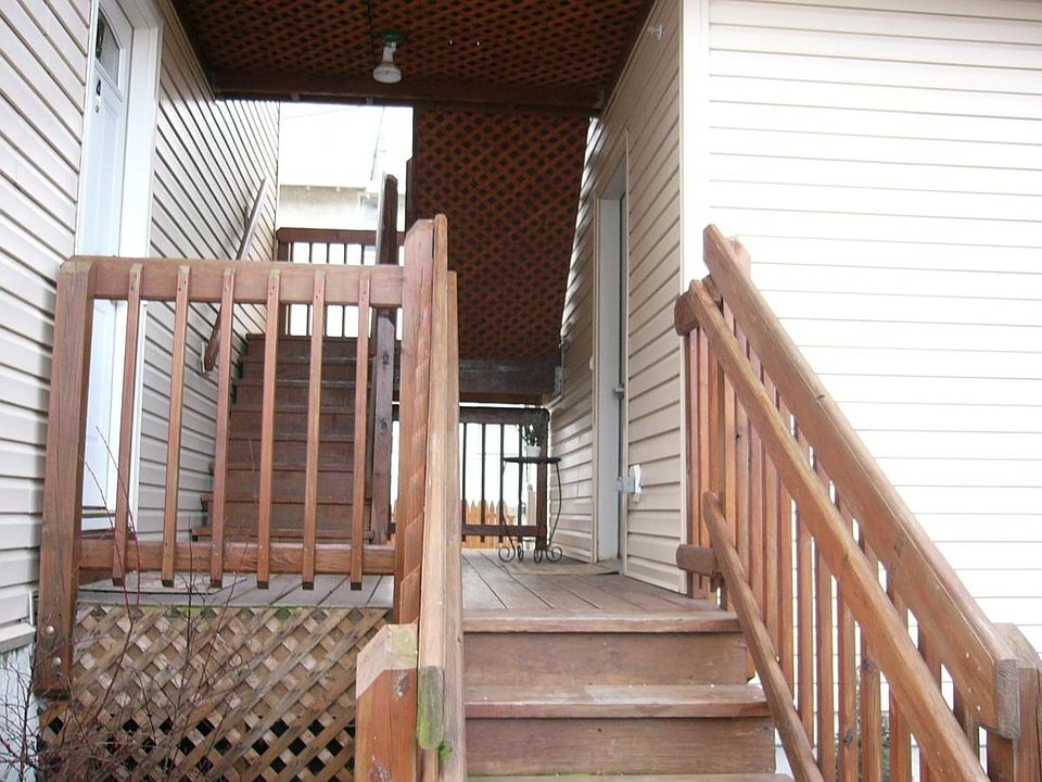 Private Entrance