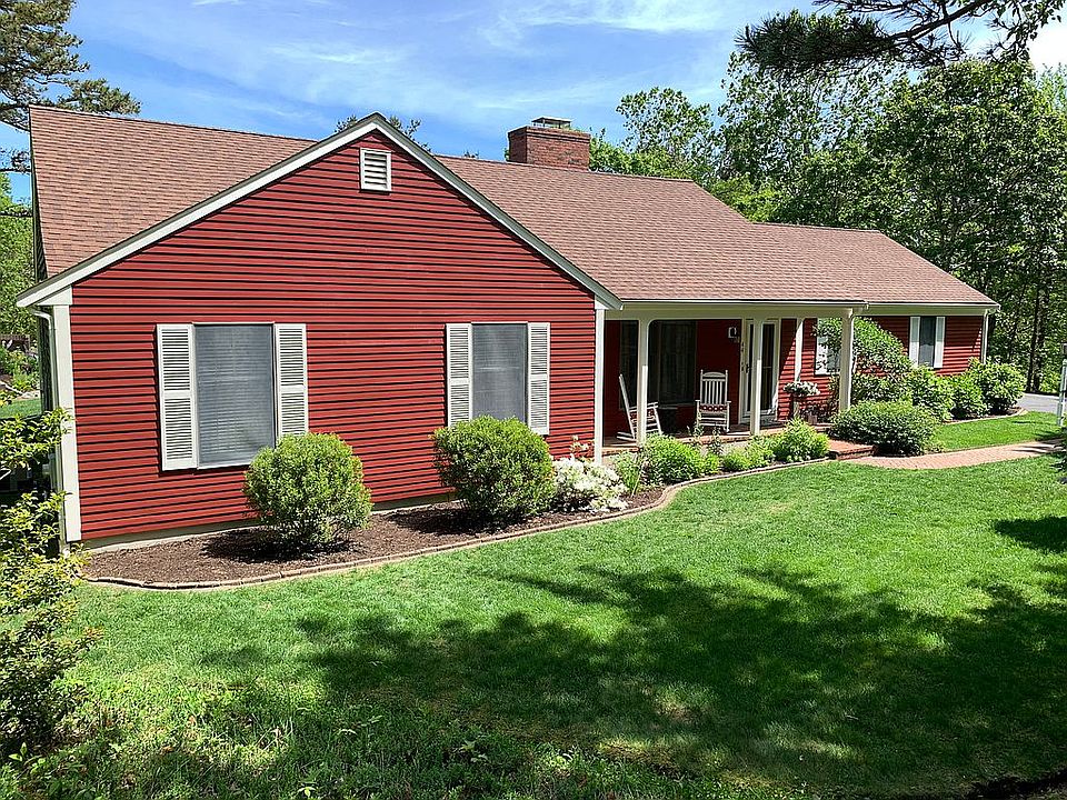 2nd image of 44 Rocky Hill Rd