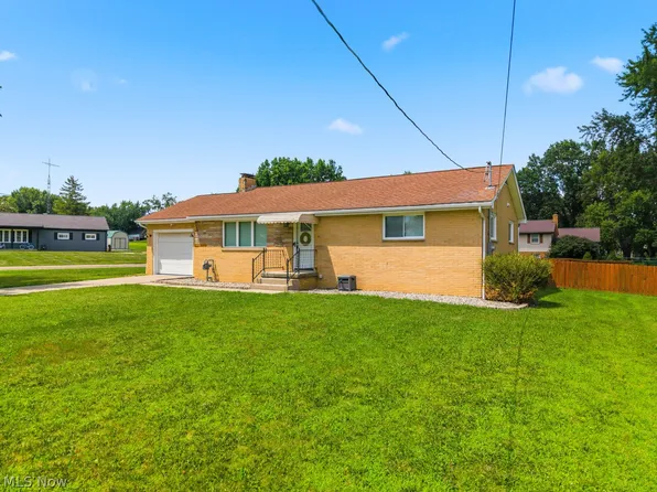 1371 Lambert St, Alliance, OH 44601