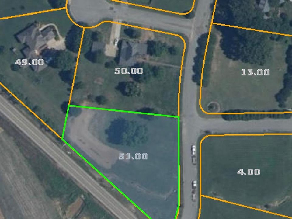1st image of 40 Preston Dr